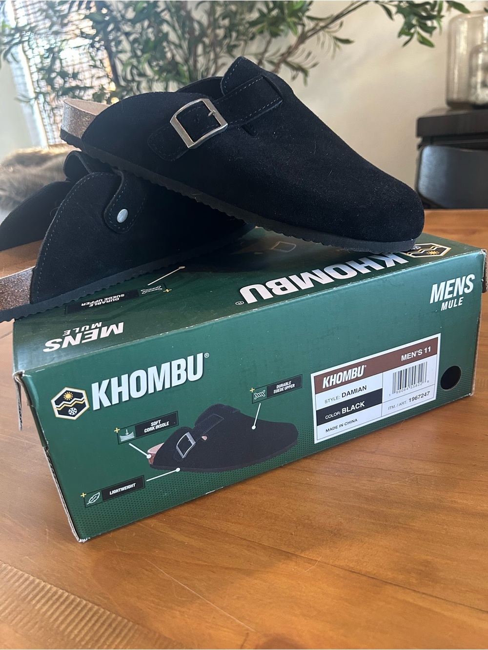 NWT Khombu Men's Black Suede Mule with Buckle - Picture 9 of 10